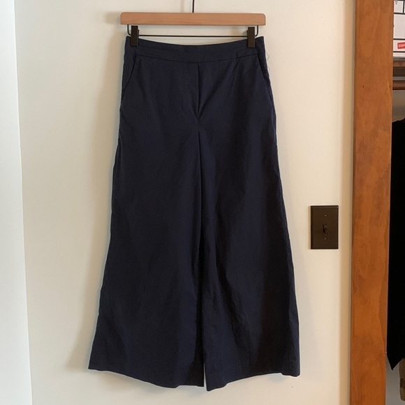 Babaton Manolo Cotton Cropped Wide-leg Bermuda Pant - Picture 1 of 5